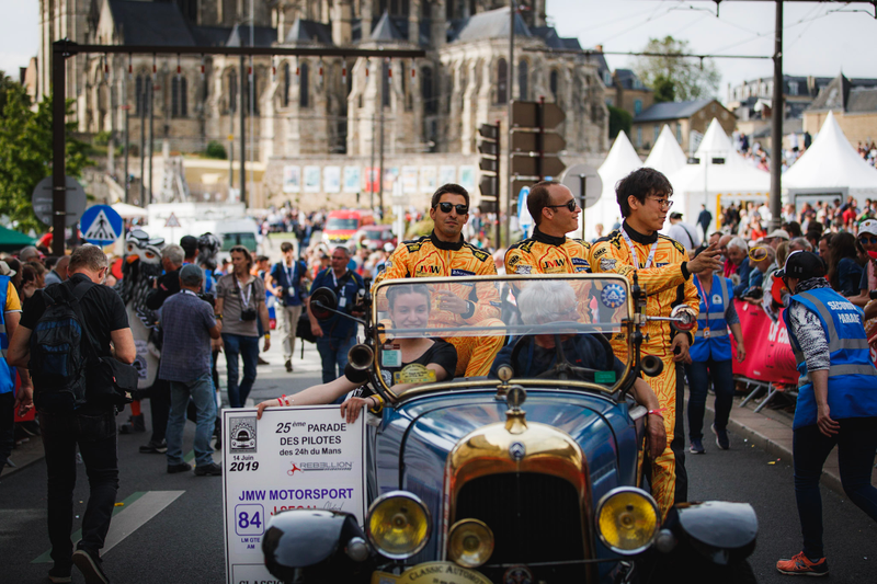 Illustration for article titled Feast Your Eyes on the Raw Beauty That Is the 24 Hours of Le Mans